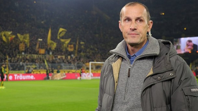 El DT de Augsburgo se perdió el retorno de la Bundesliga por violar la cuarentena