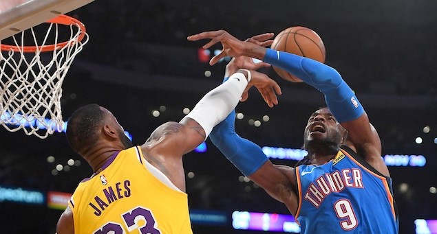 Los 75 mejores bloqueos de la temporada en la NBA