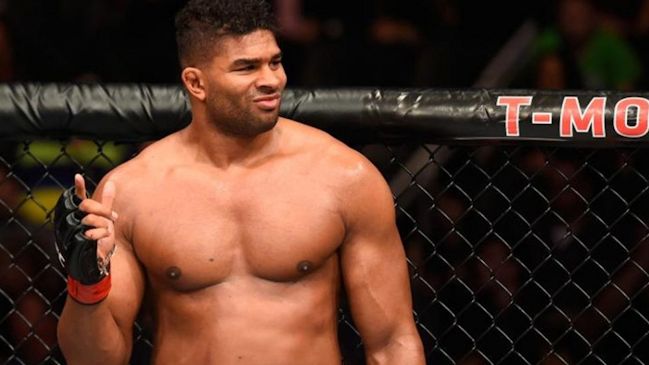 Alistair Overeem dominó a Walt Harris en el UFC Fight Night 172