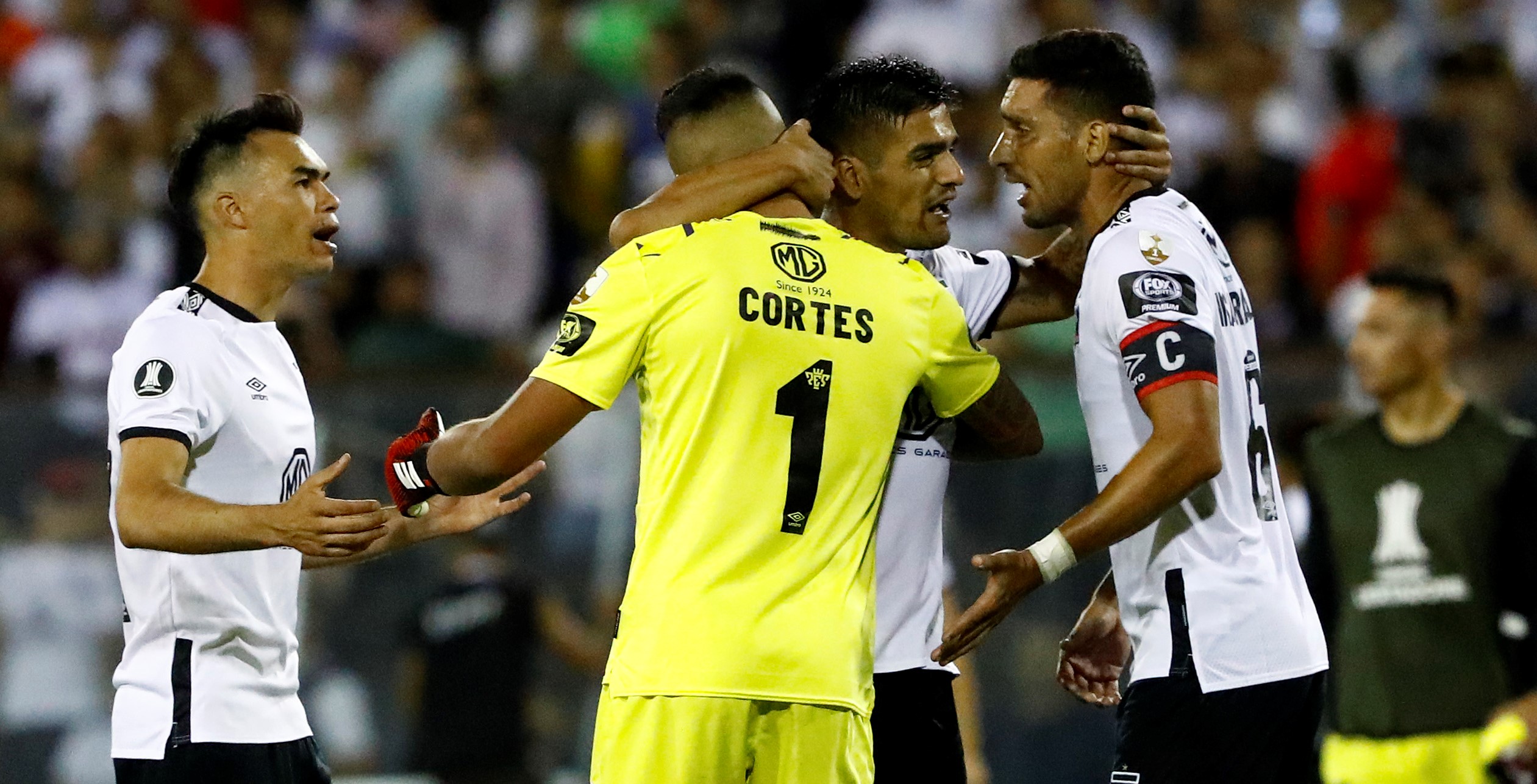 Plantel de Colo Colo oficializó ante la Dirección del Trabajo su postura de ceder