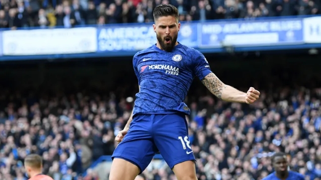 Chelsea extendió contratos de Olivier Giroud y Willy Caballero