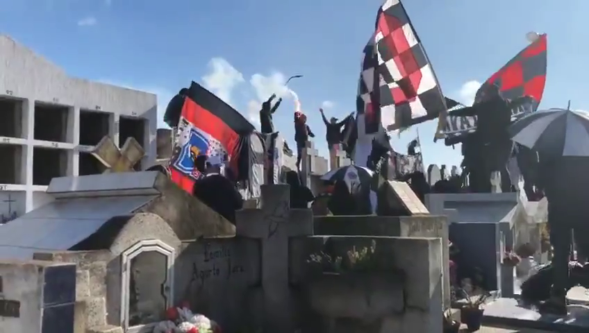 Alcalde de Talcahuano anunció querella por funeral de hincha que no respetó reglas sanitarias