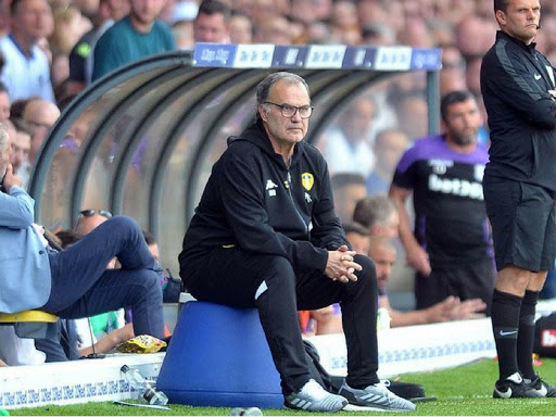 Leeds United quiere renovar a Bielsa ante interés de dos clubes italianos