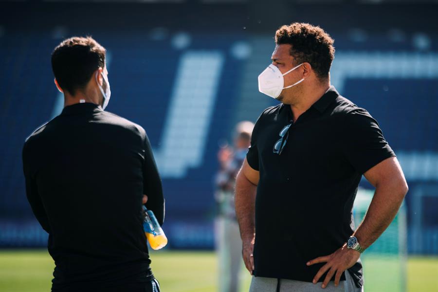 Ronaldo dejó atrás la cuarentena y presenció práctica de Real Valladolid