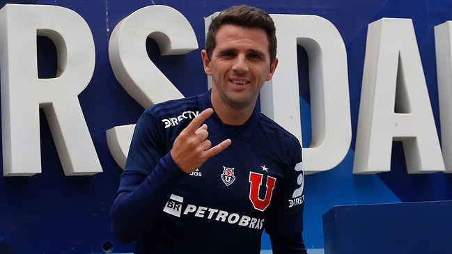 El saludo de Montillo por aniversario de la U: Que vengan muchas más conquistas y victorias