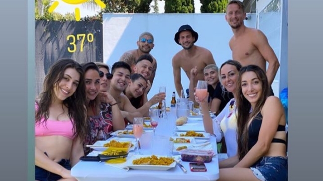 Jugadores de Sevilla ofrecieron disculpas tras reunirse violando la cuarentena en España