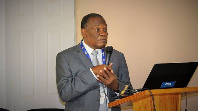 Presidente de la Federación haitiana de fútbol aceptó la suspensión que le dio la FIFA