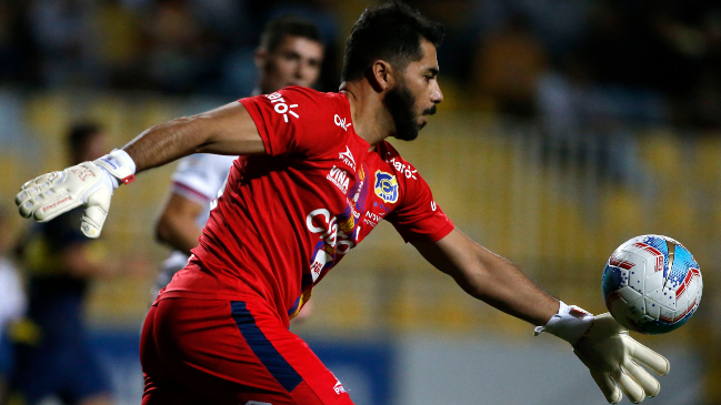 Entrenador de Everton: Johnny Herrera es un líder positivo