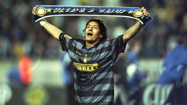 La Europa League recordó la final ganada por Inter de Milán con gol de Iván Zamorano