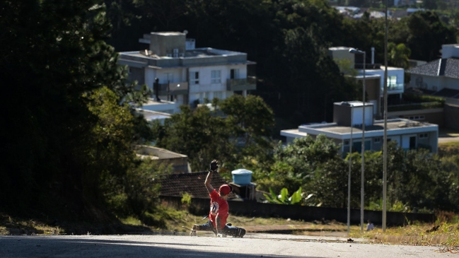 El reconocido skater brasileño Sergio Yuppie protagoniza un nuevo capítulo de “Skate Tales”