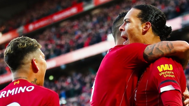 Equipos de la Premier League no arrojaron positivos en última ronda de pruebas