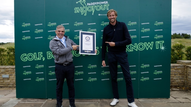 Golfista irlandés rompió un récord mundial con veintena de putts en un minuto