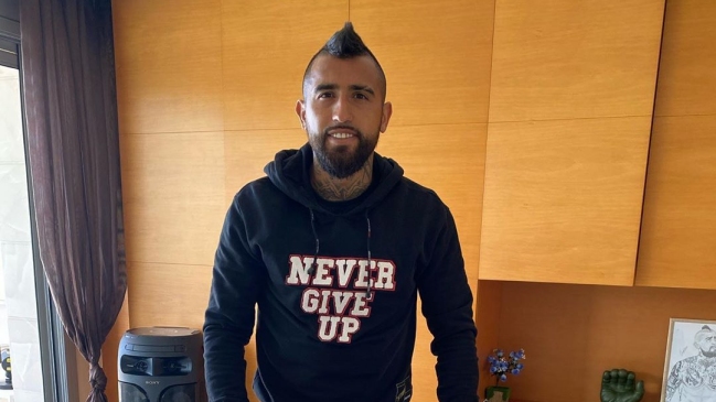 “Ahora faltan rivales”: Arturo Vidal agradeció especial regalo “gamer”