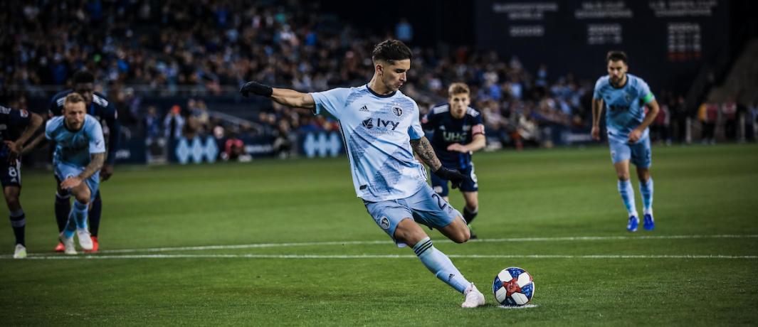 Felipe Gutiérrez se sometió a operación y estará entre siete a nueve meses fuera de las canchas