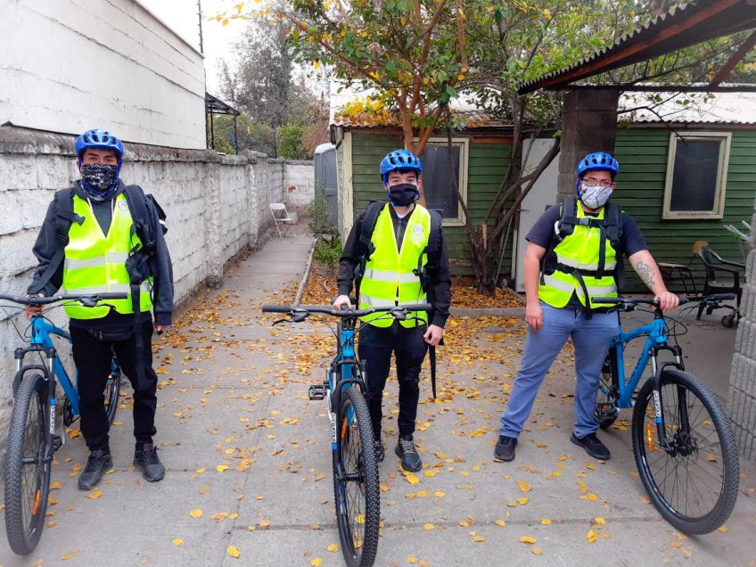 La Florida utiliza “el deporte” para llevar alimentación a domicilio a adultos mayores