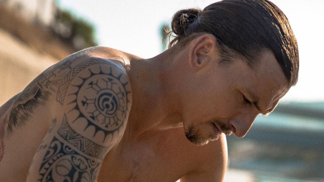 Zlatan fue acusado de romper normas sanitarias en Suecia