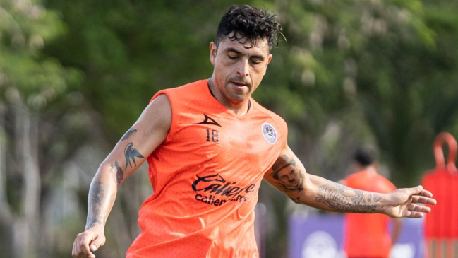 Gonzalo Jara se sumó a los entrenamientos de Mazatlán de México