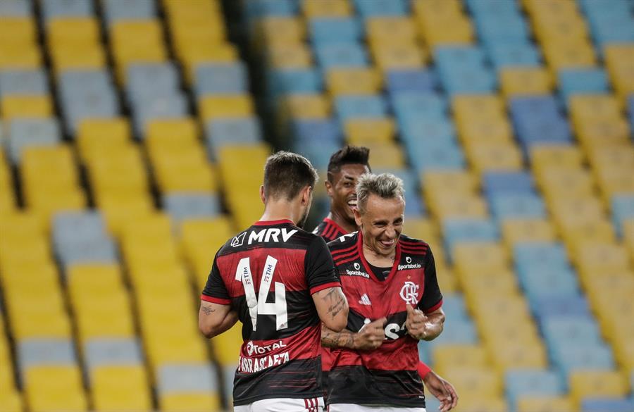 Flamengo derrotó a Bengú por el Campeonato Carioca, en la vuelta del fútbol en Brasil