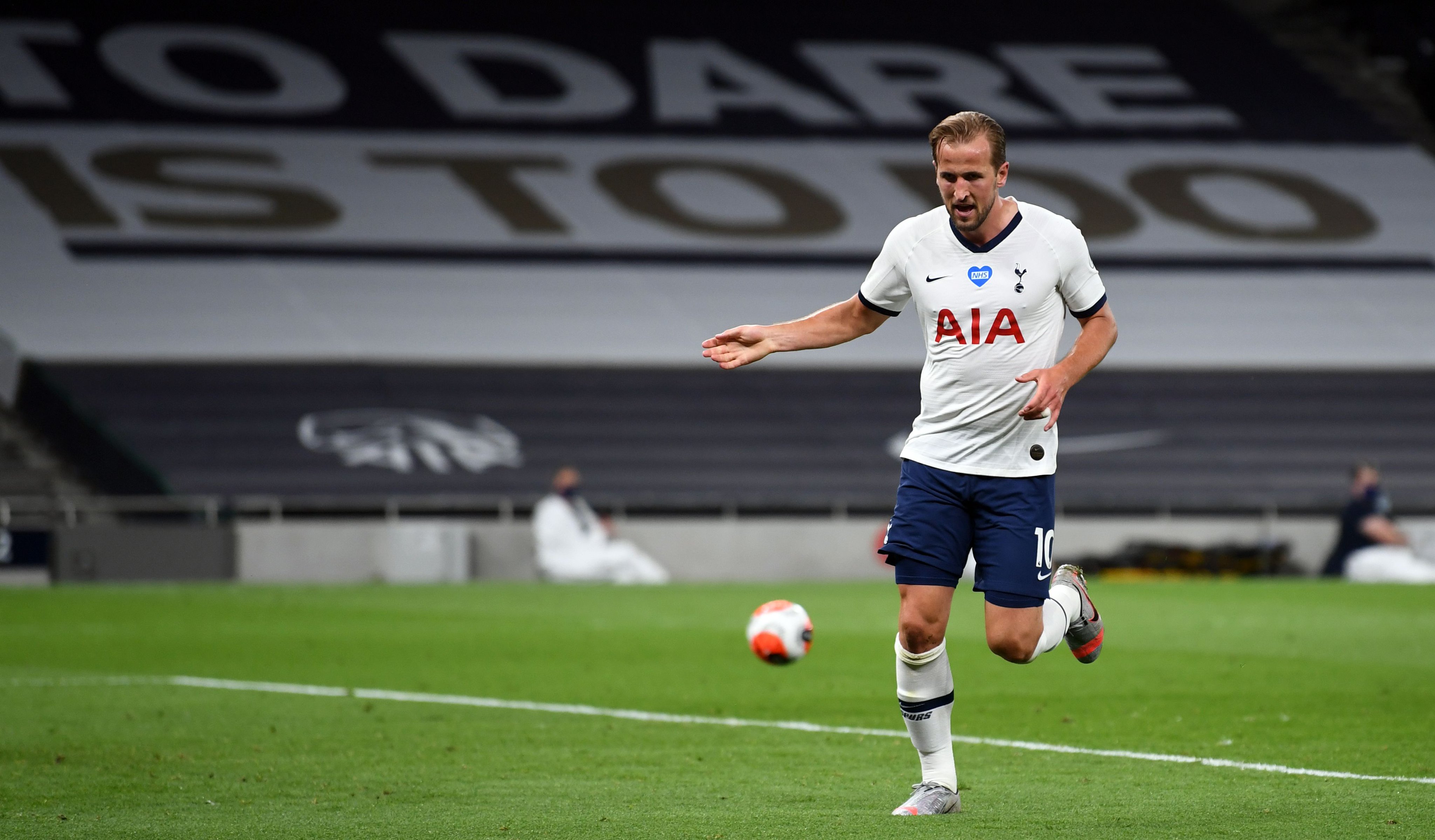 Harry Kane selló con un golazo el triunfo de Tottenham sobre West Ham en la Premier