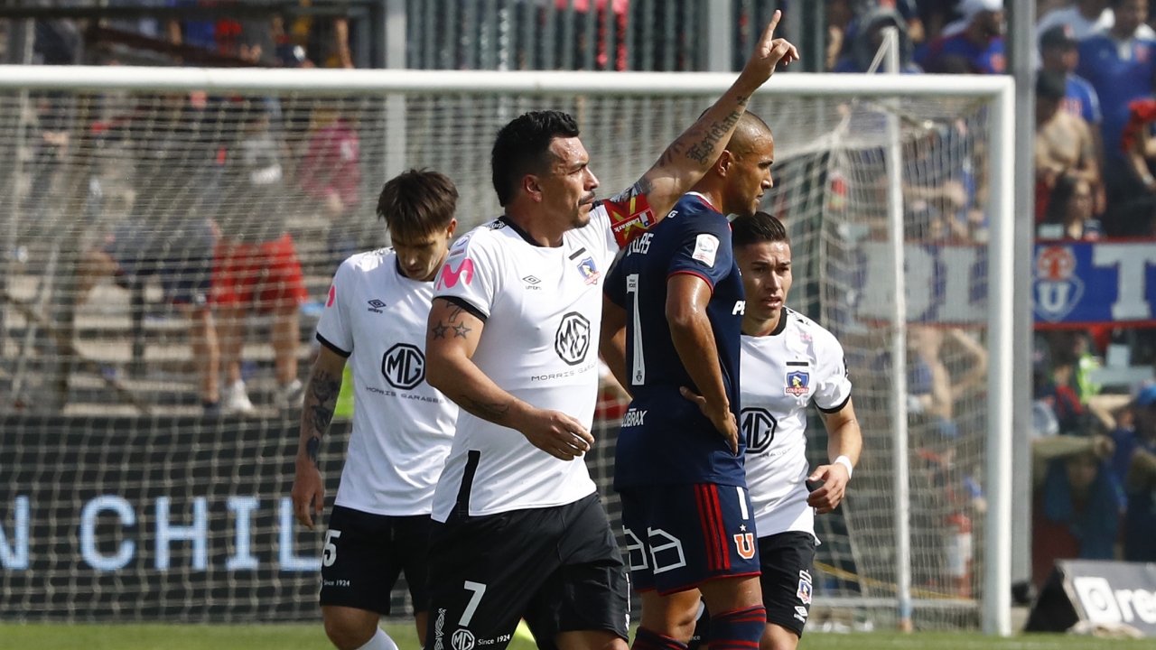 Paredes: Le pido que desista al abogado que presentó un recurso de protección por mi gol