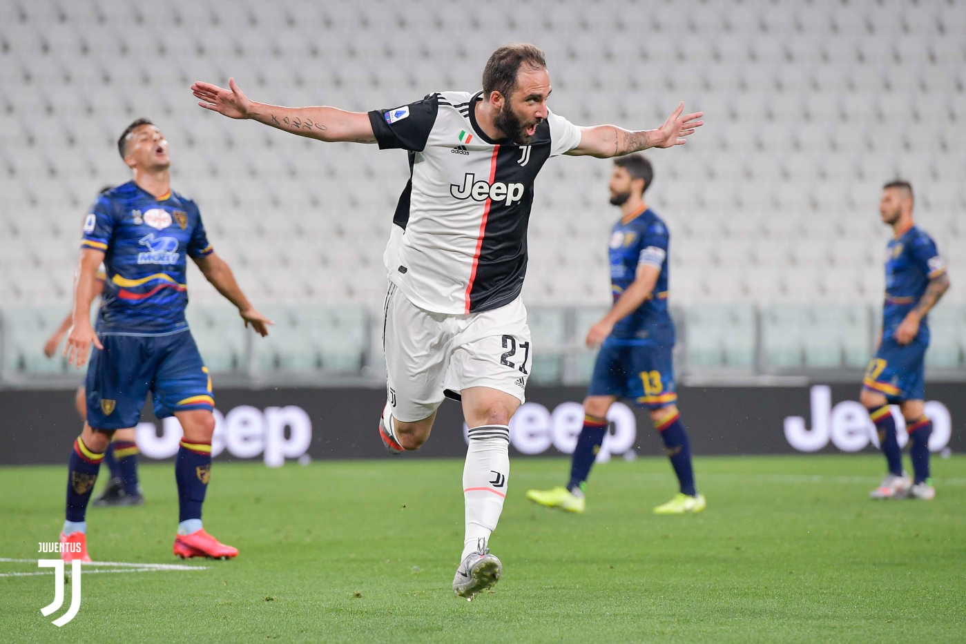 La goleada de Juventus sobre Lecce para sostener su ventaja en la Serie A