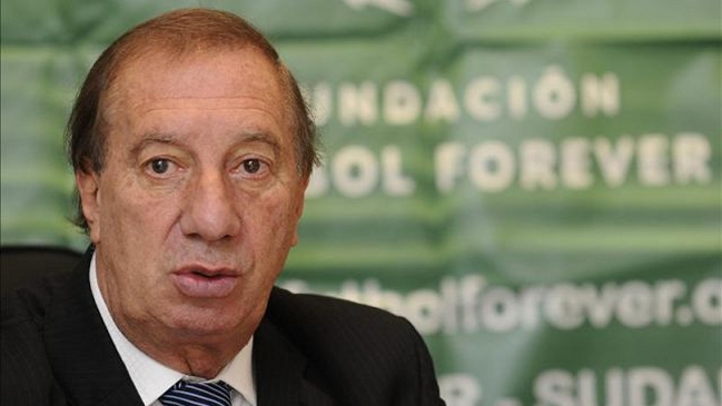 El ex DT argentino Carlos Bilardo dio positivo en coronavirus