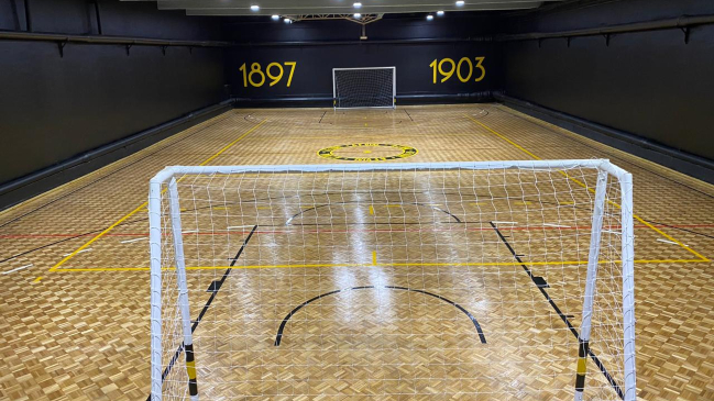 Fernández Vial remodeló gimnasio en Concepción que hace 10 años se encontraba sin uso