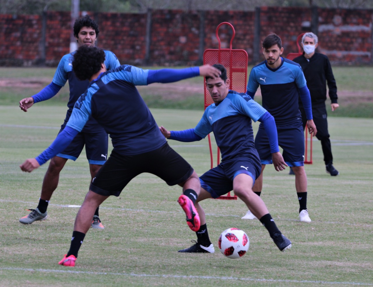 La selección de Paraguay arrancó con sus entrenamientos en medio de la pandemia