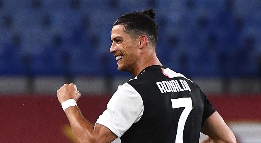 ¡Un misil! Cristiano Ronaldo agregó otro golazo a su colección en triunfo de Juventus sobre Genoa