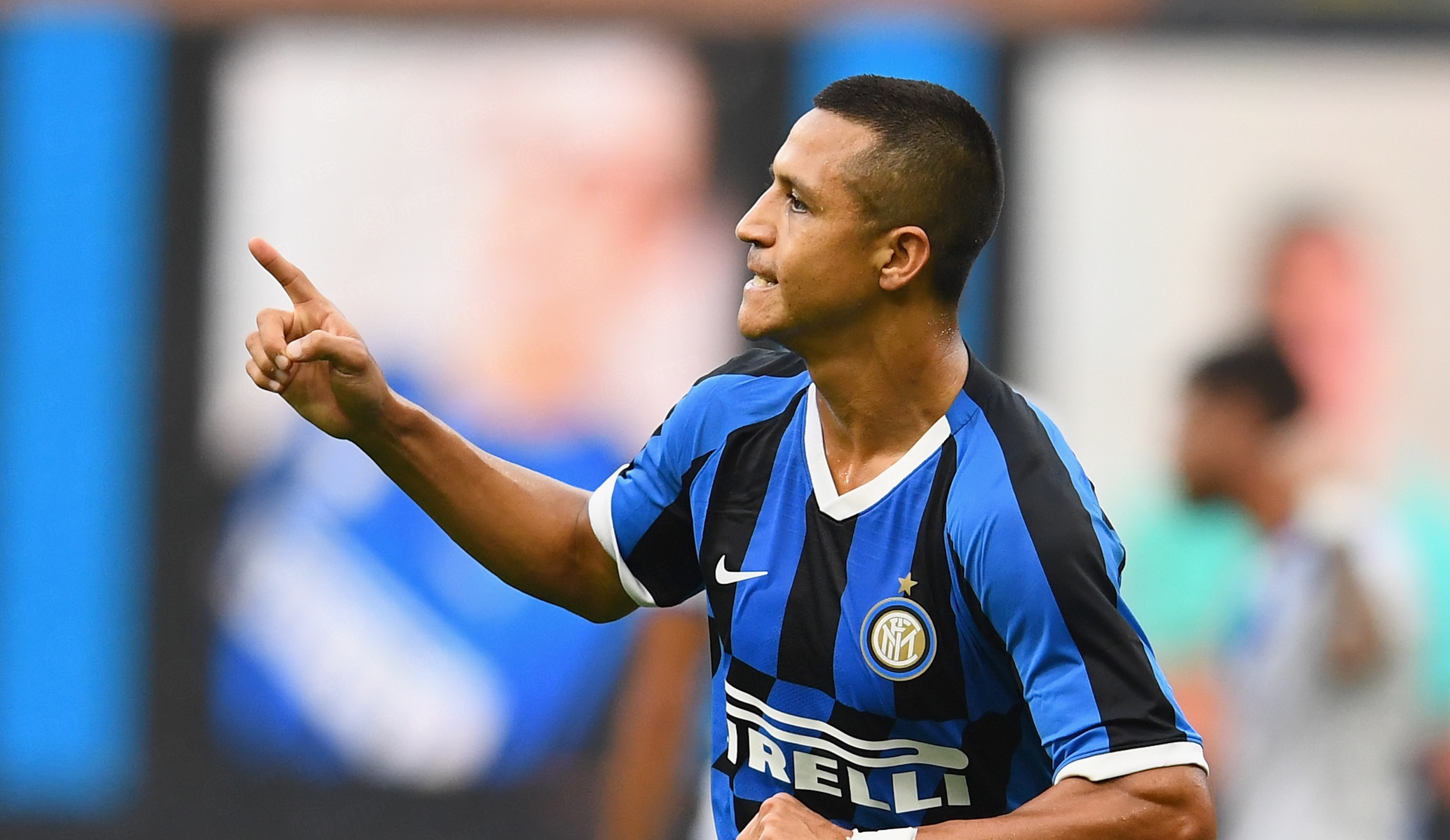 Antonio Conte elogió a Alexis: Va por buen camino para ser el Sánchez de la Premier