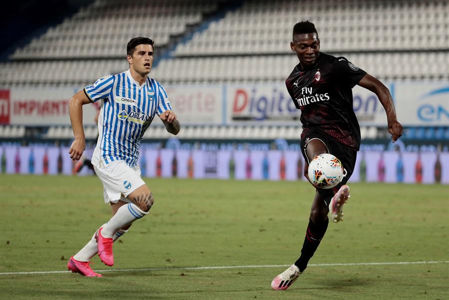 AC Milan rescató un empate agónico ante Spal gracias a un autogol