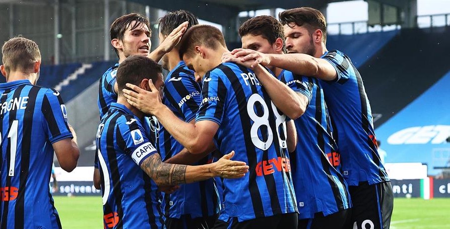 Un Atalanta intratable firmó su séptima victoria seguida tras tumbar a Napoli