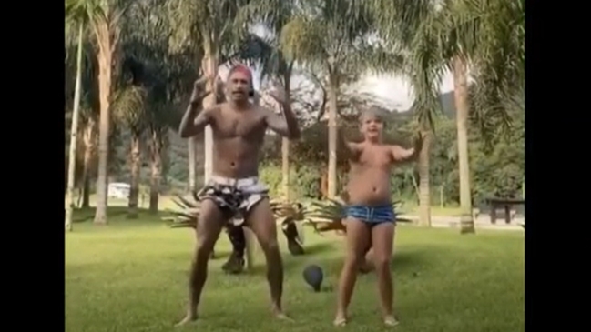Neymar se lució con baile en TikTok junto a su hijo