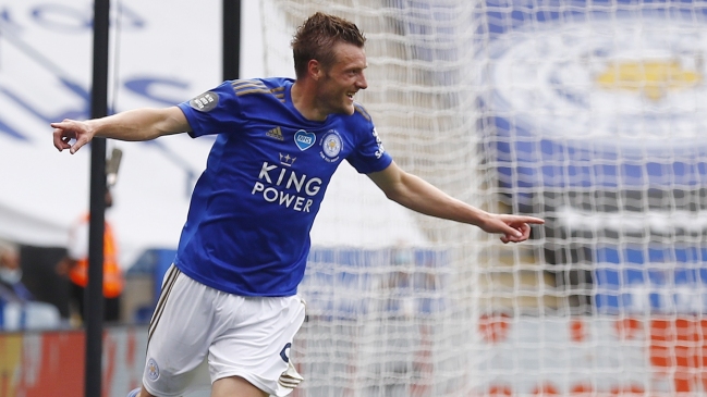 Jamie Vardy alcanzó los 100 goles en la Premier League en triunfo de Leicester contra Crystal Palace