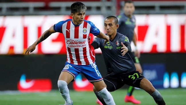 Lorenzo Reyes e Ignacio Jeraldino fueron titulares en derrota de Atlas ante Chivas de Guadalajara