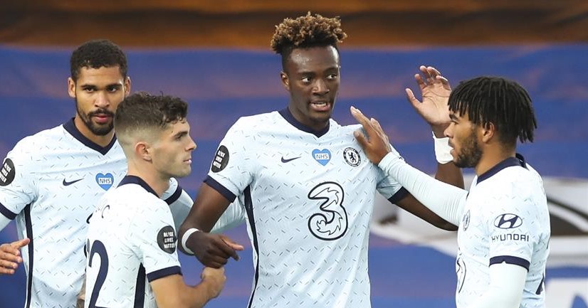 Chelsea cumplió en un partidazo con Crystal Palace y sigue en la pugna por la Champions