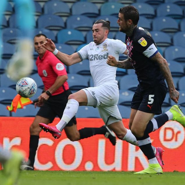 La descollante goleada de Leeds de Bielsa ante Stoke que le permitió encaminarse al ascenso