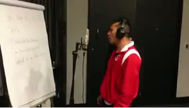 Gary Medel y un desopilante recuerdo: “Más desentonado que Pitbull cantando”