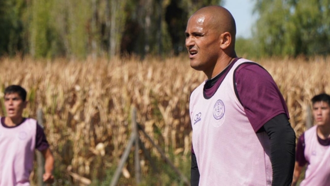 Capitán de La Serena: Ojalá que llegue Humberto Suazo, nos ayudaría mucho