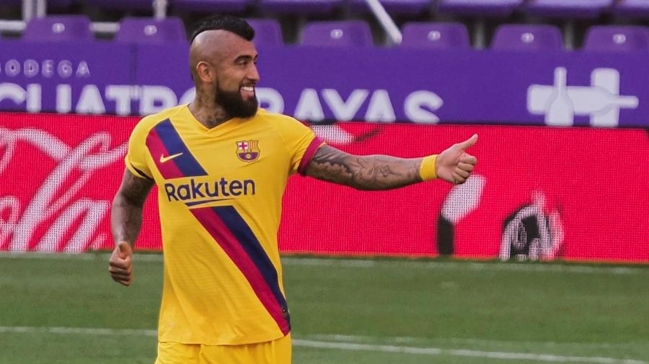 Columnista catalán alabó a Vidal: Destacó su poder goleador y su aporte en el mediocampo