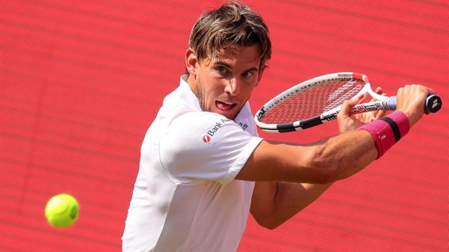 Nicolás Massú vio en cancha triunfo de Thiem en torneo de exhibición