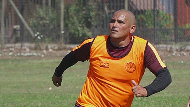 Humberto Suazo vivió su primera práctica con Deportes La Serena