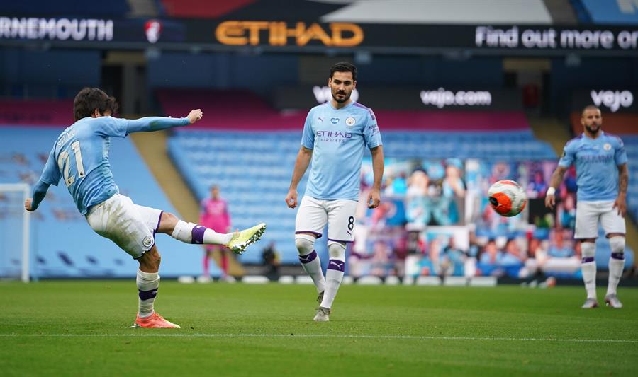 Golazo de David Silva pavimentó nuevo triunfo de Manchester City en la Premier