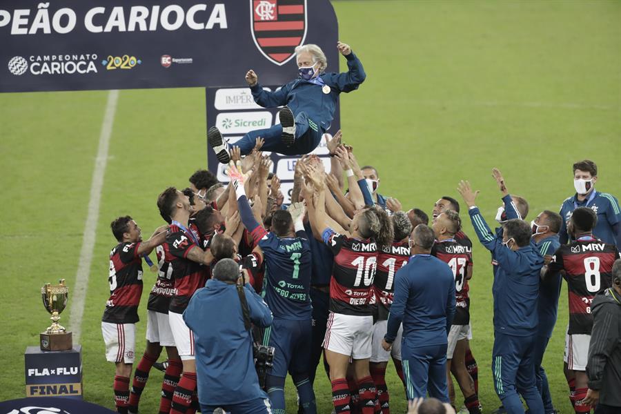 El desatado festejo de Flamengo tras ganar a Fluminense en la final del Campeonato Carioca