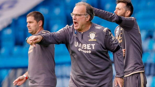 Leeds United de Marcelo Bielsa firmó su ascenso a la Premier League