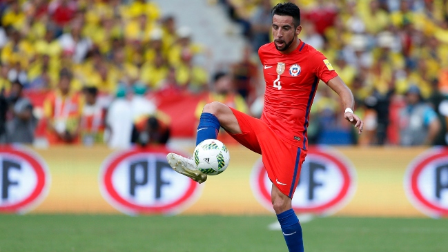 “Vente ya”: Aseguran que Pellegrini llamó personalmente a Isla para que fiche en Betis