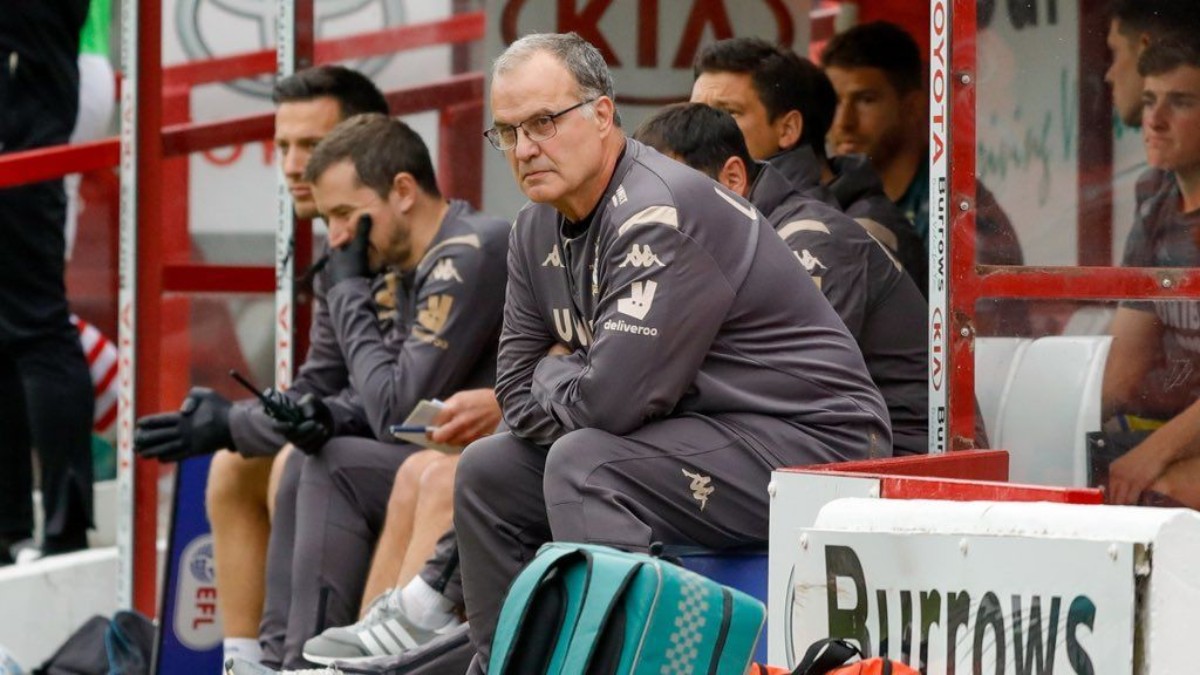 Mentor de Bielsa: Se merece todo lo que le está pasando