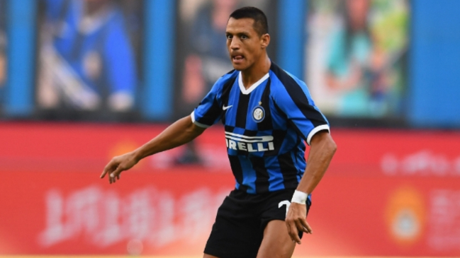 Stefan De Vrij abrió la cuenta para Inter sobre Roma tras centro de Alexis Sánchez