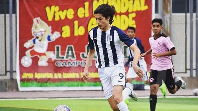 El “Cavani” peruano no le cierra las puertas a la Roja: Eso se verá más adelante