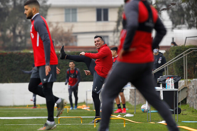 Médico de Colo Colo: El plantel está trabajando sin inconvenientes